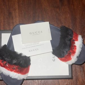 Girls Gucci slides